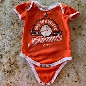 SF Giants Hearts 3-6M (Majestic)